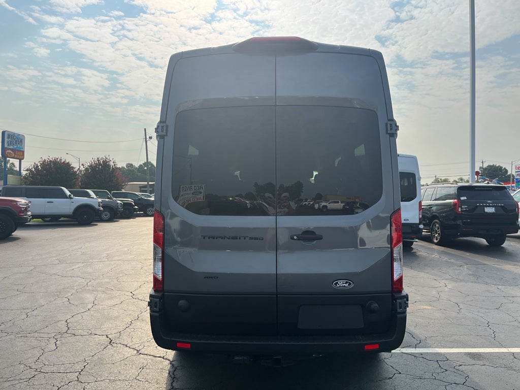2026 Ford Transit Wagon XL