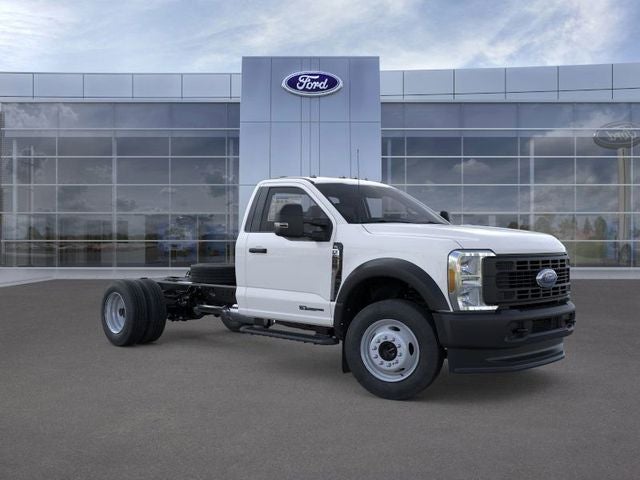 2026 Ford F-600SD Base