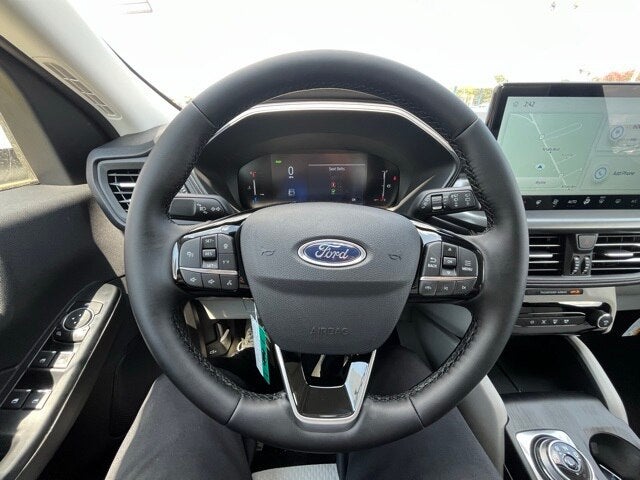 2025 Ford Escape Plug-In Hybrid Base