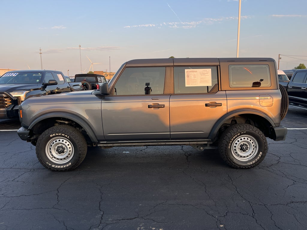 2022 Ford Bronco Base