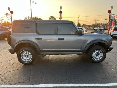 2022 Ford Bronco Base