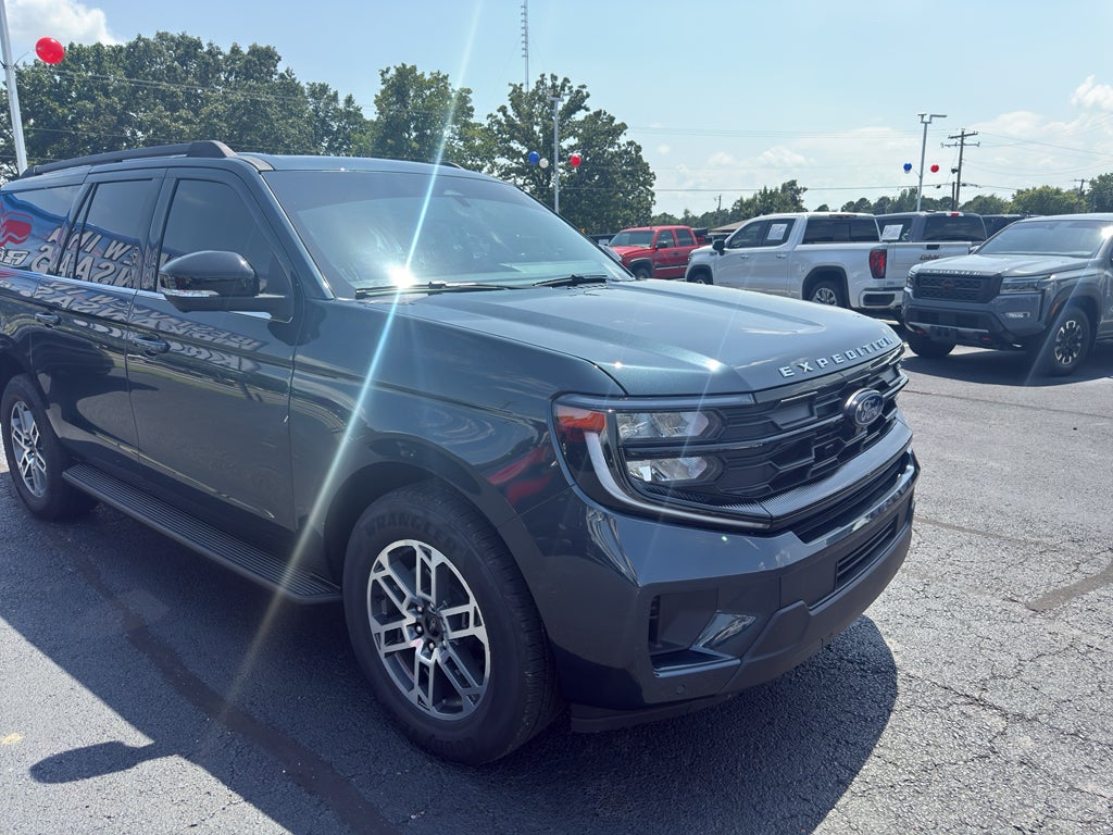 2026 Ford Expedition MAX Active