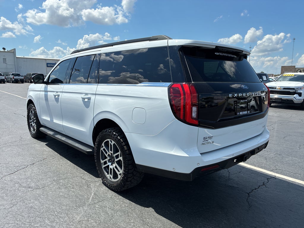 2025 Ford Expedition MAX Active