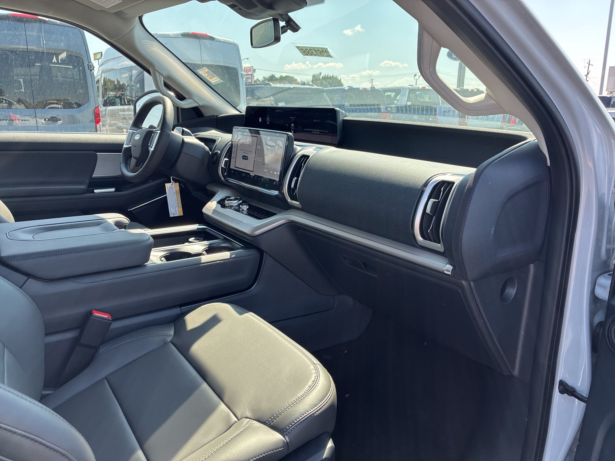 2026 Ford Expedition MAX Active