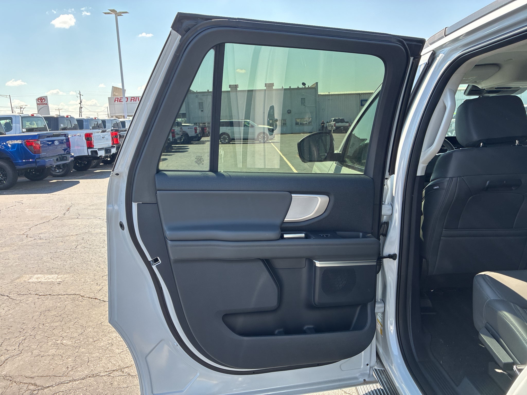 2026 Ford Expedition MAX Active