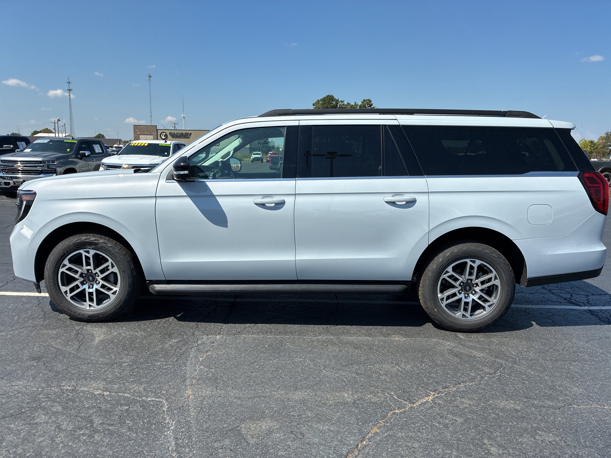 2026 Ford Expedition MAX Active