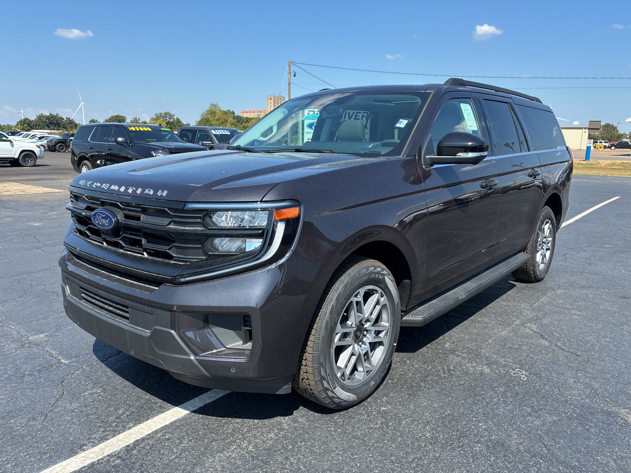 2026 Ford Expedition MAX Active