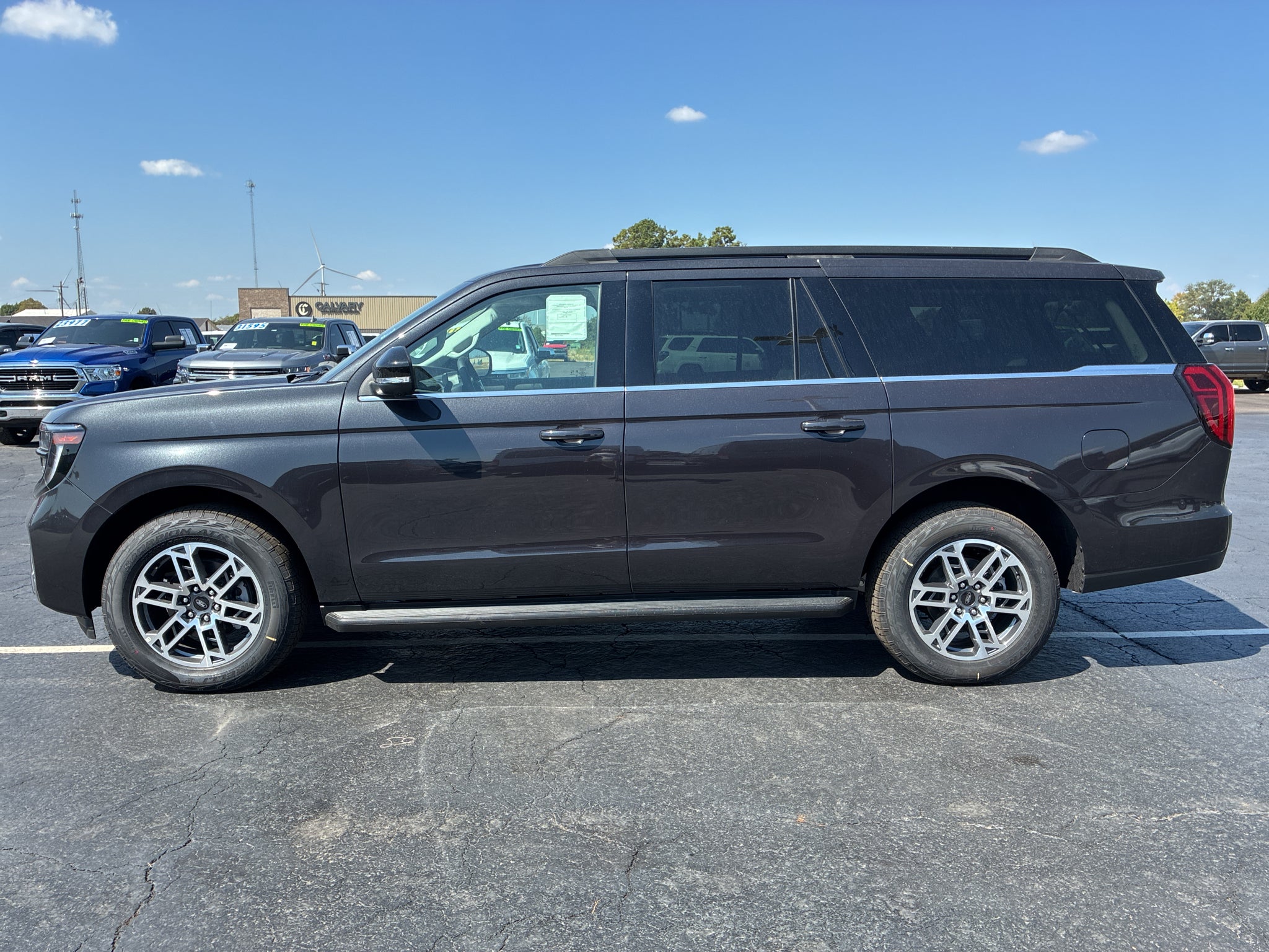 2026 Ford Expedition MAX Active