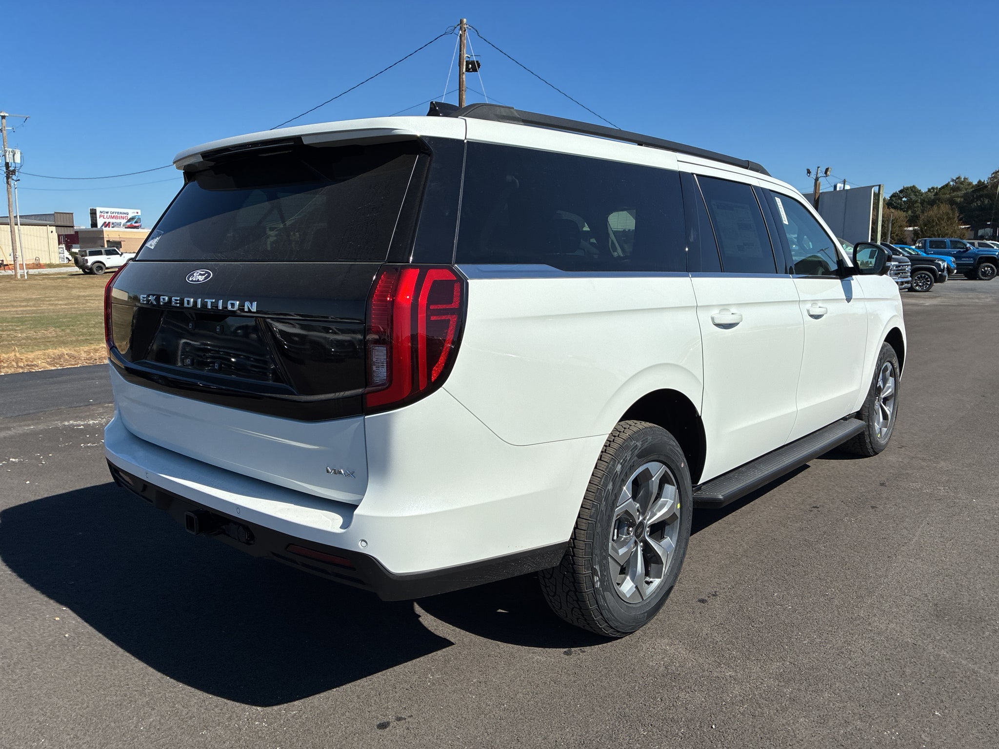 2027 Ford Expedition MAX Active