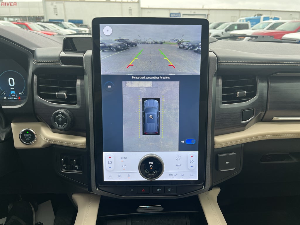 2022 Ford Expedition MAX Platinum