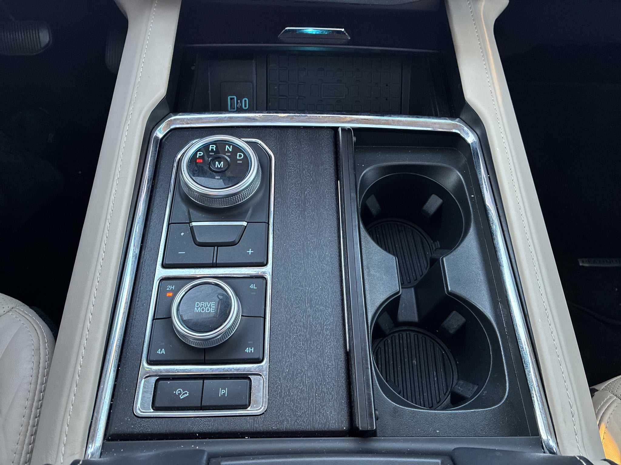 2022 Ford Expedition MAX Platinum