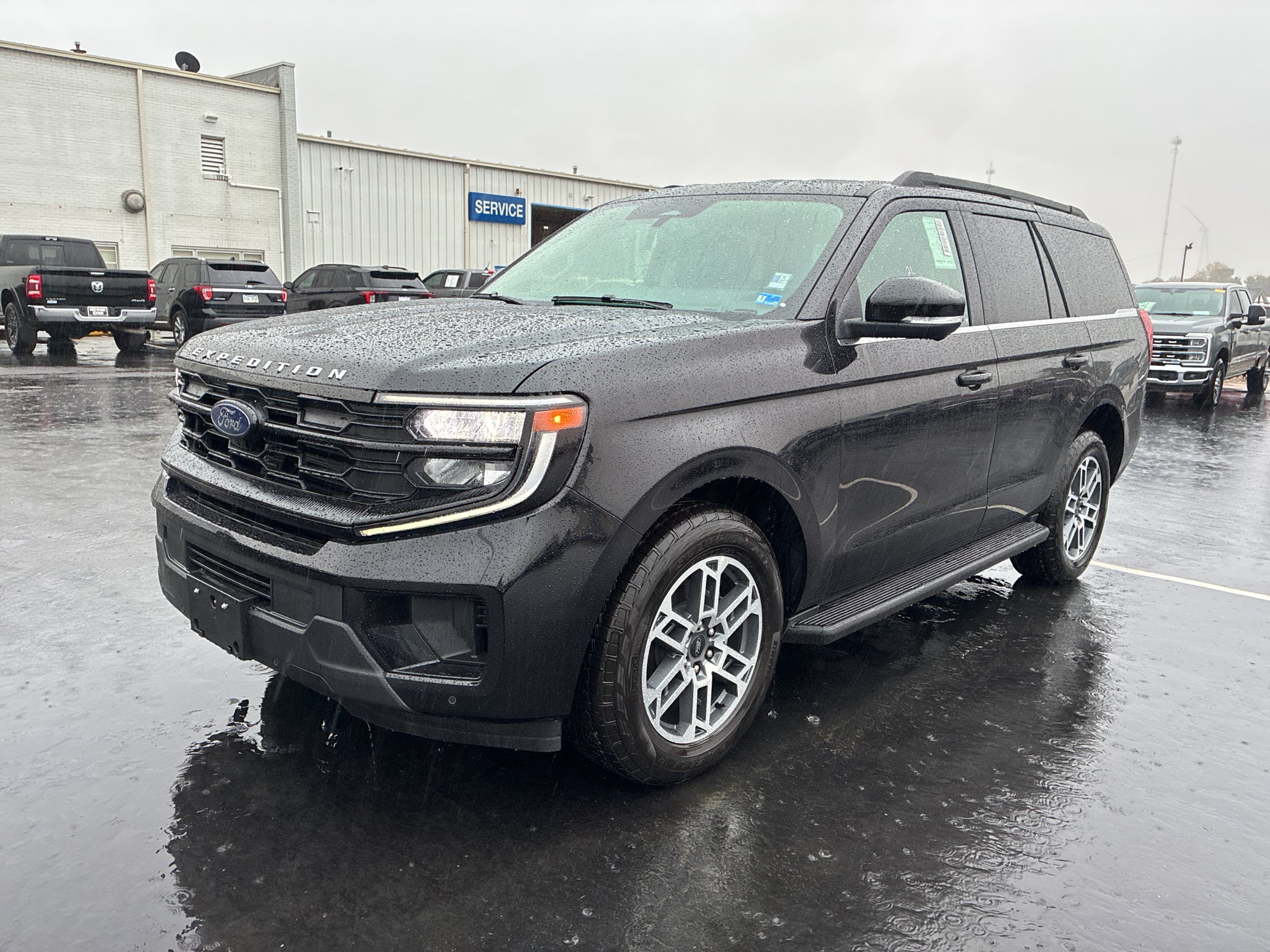 2026 Ford Expedition Active