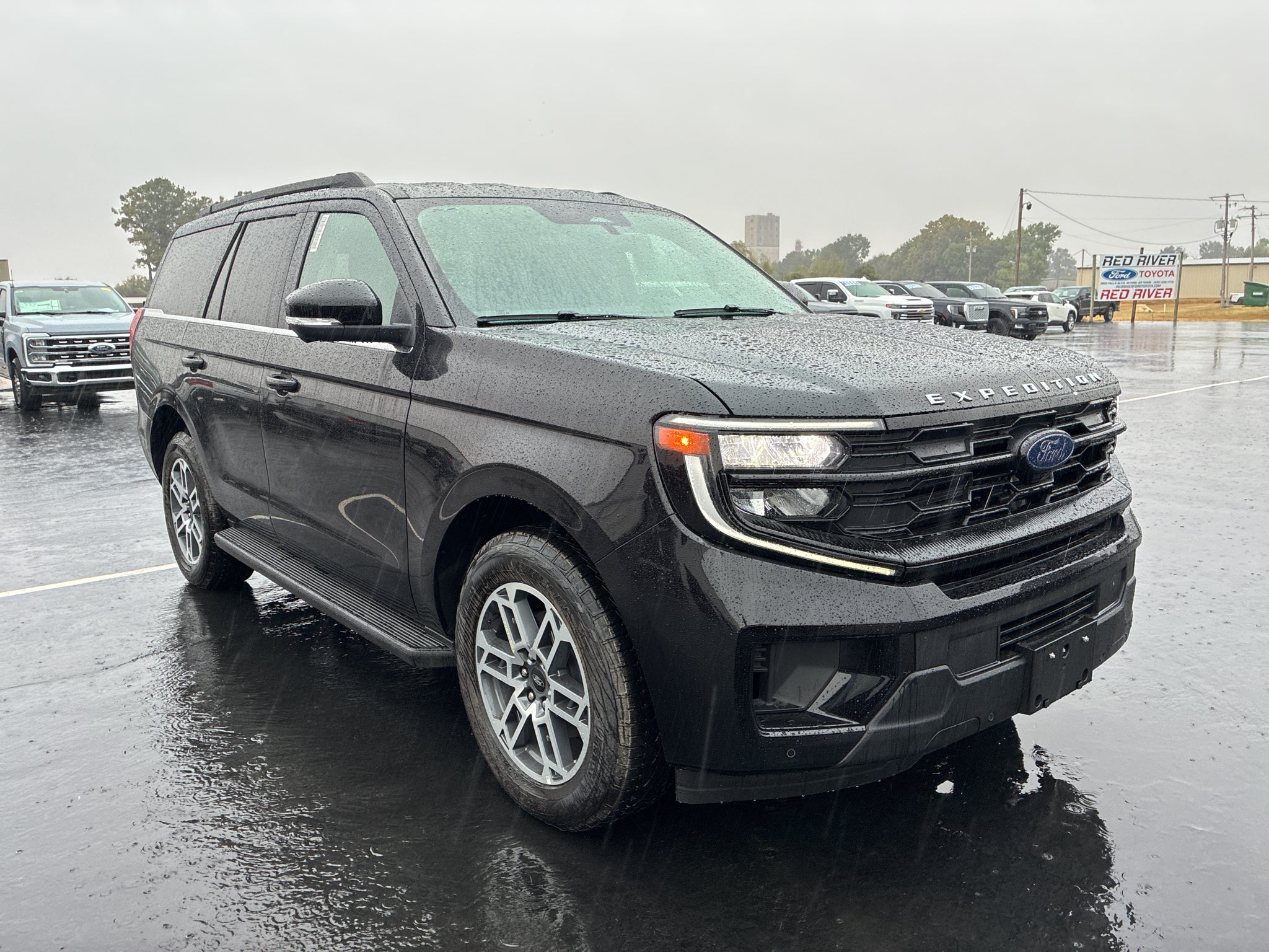 2026 Ford Expedition Active