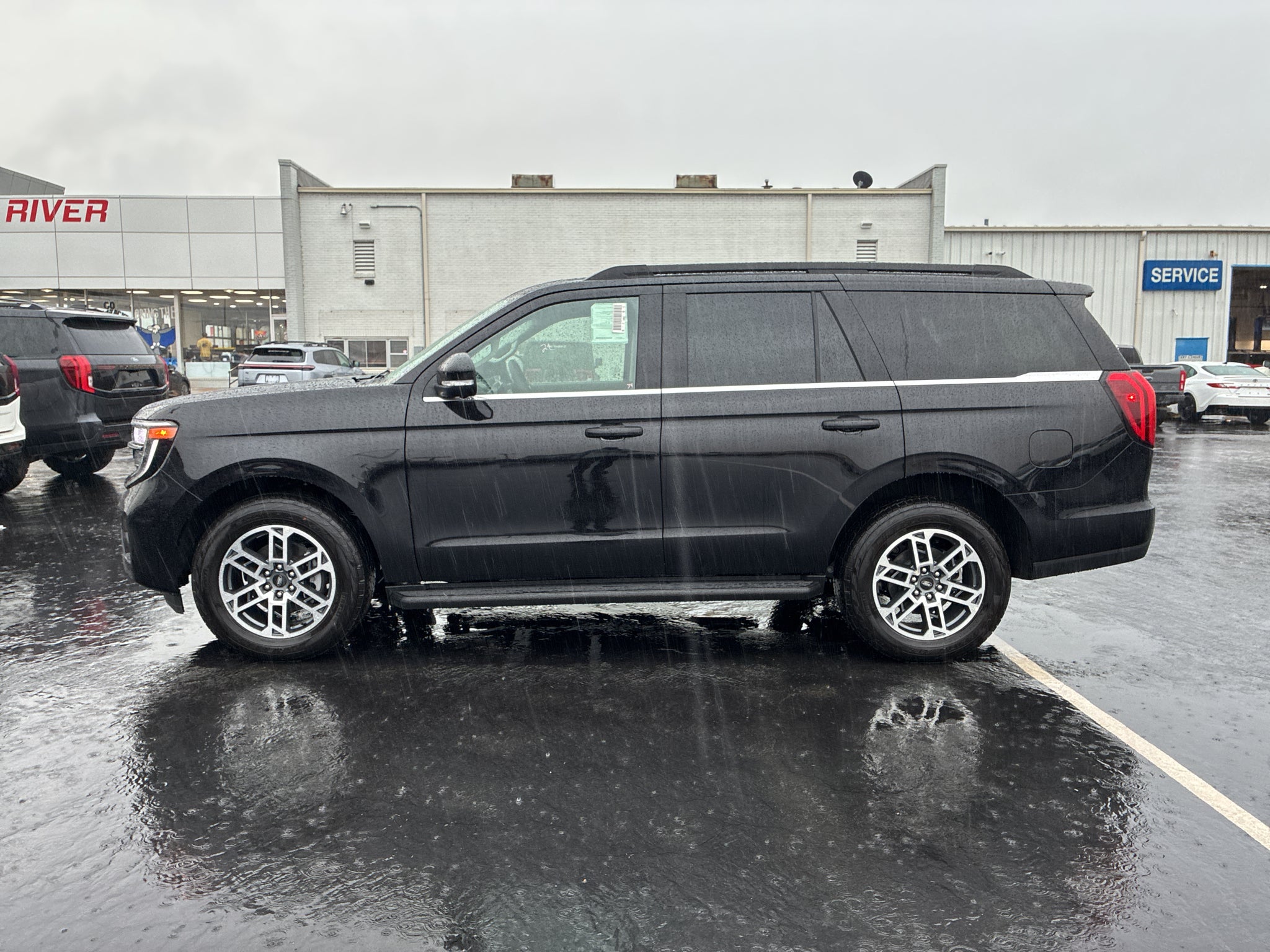 2026 Ford Expedition Active