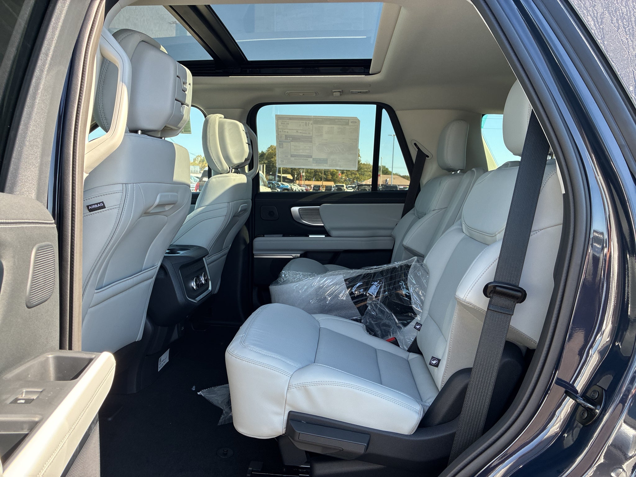 2027 Ford Expedition Platinum