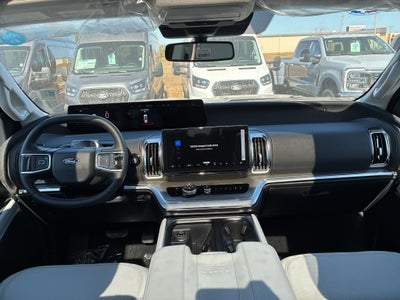 2027 Ford Expedition Platinum