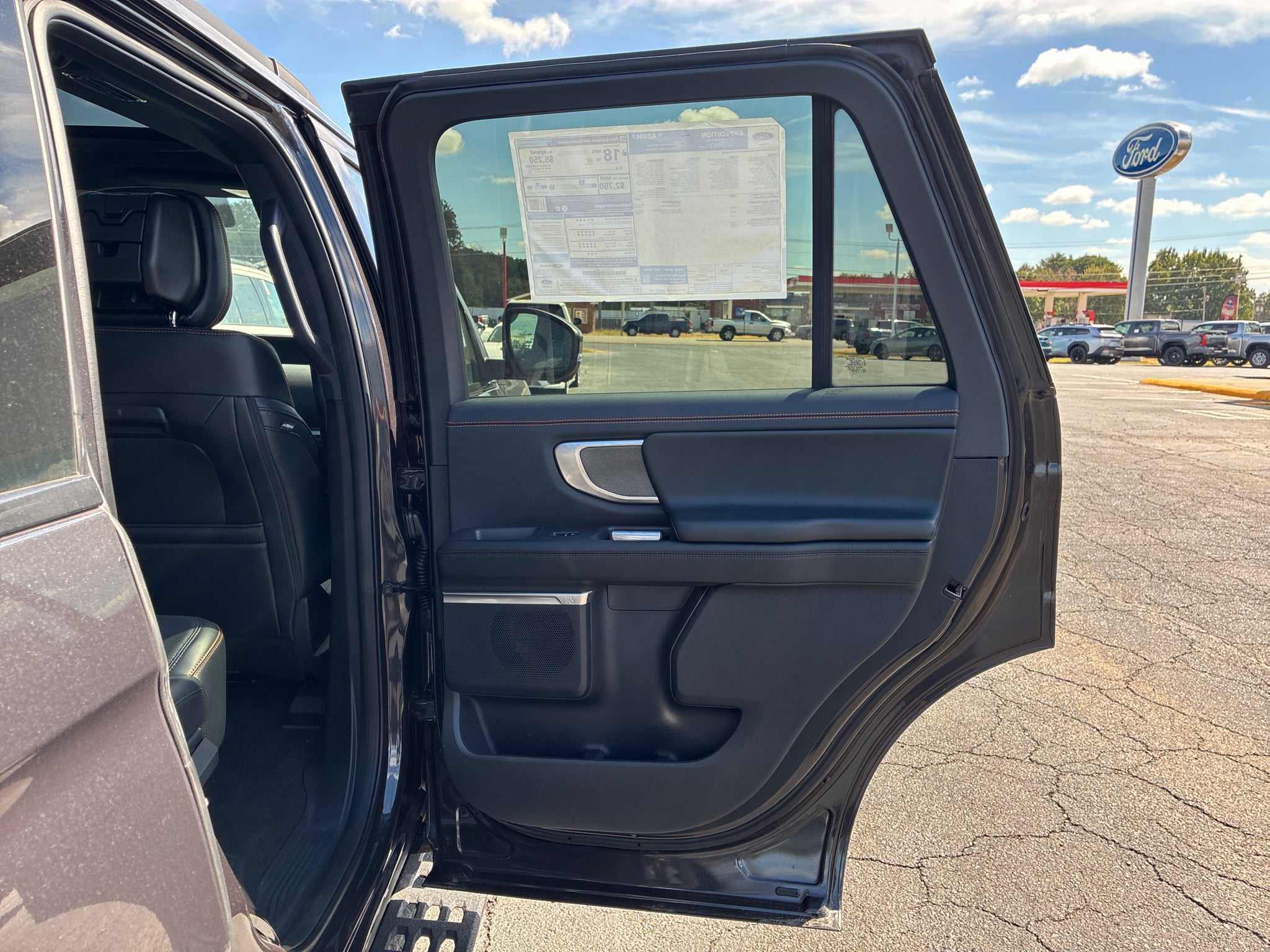 2026 Ford Expedition Tremor