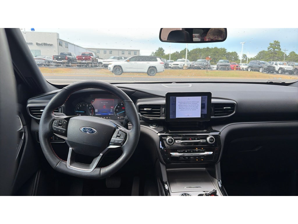 2023 Ford Explorer ST-Line