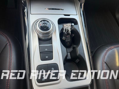 2024 Ford Explorer ST-Line