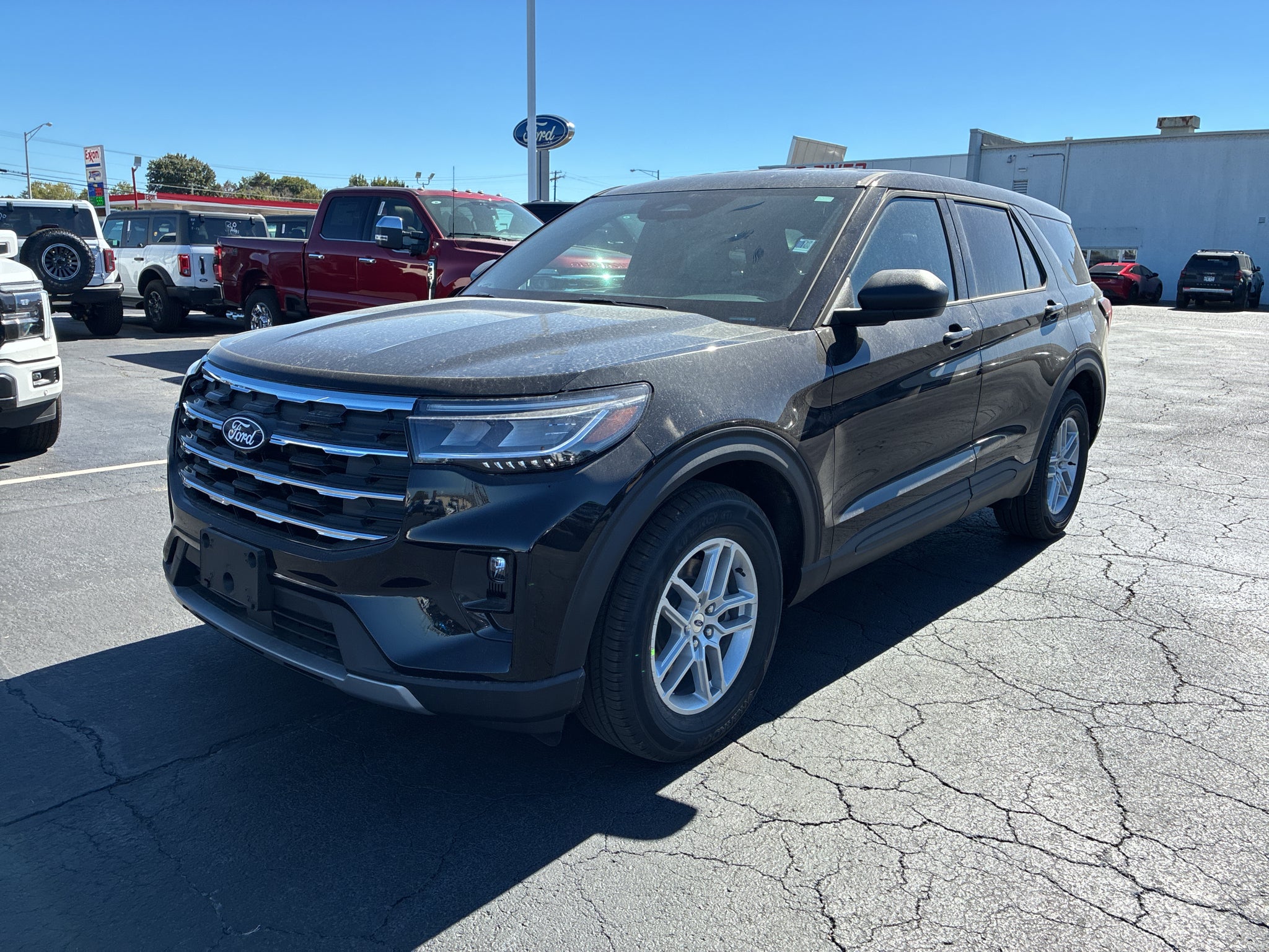 2027 Ford Explorer Active w/200A Pkg