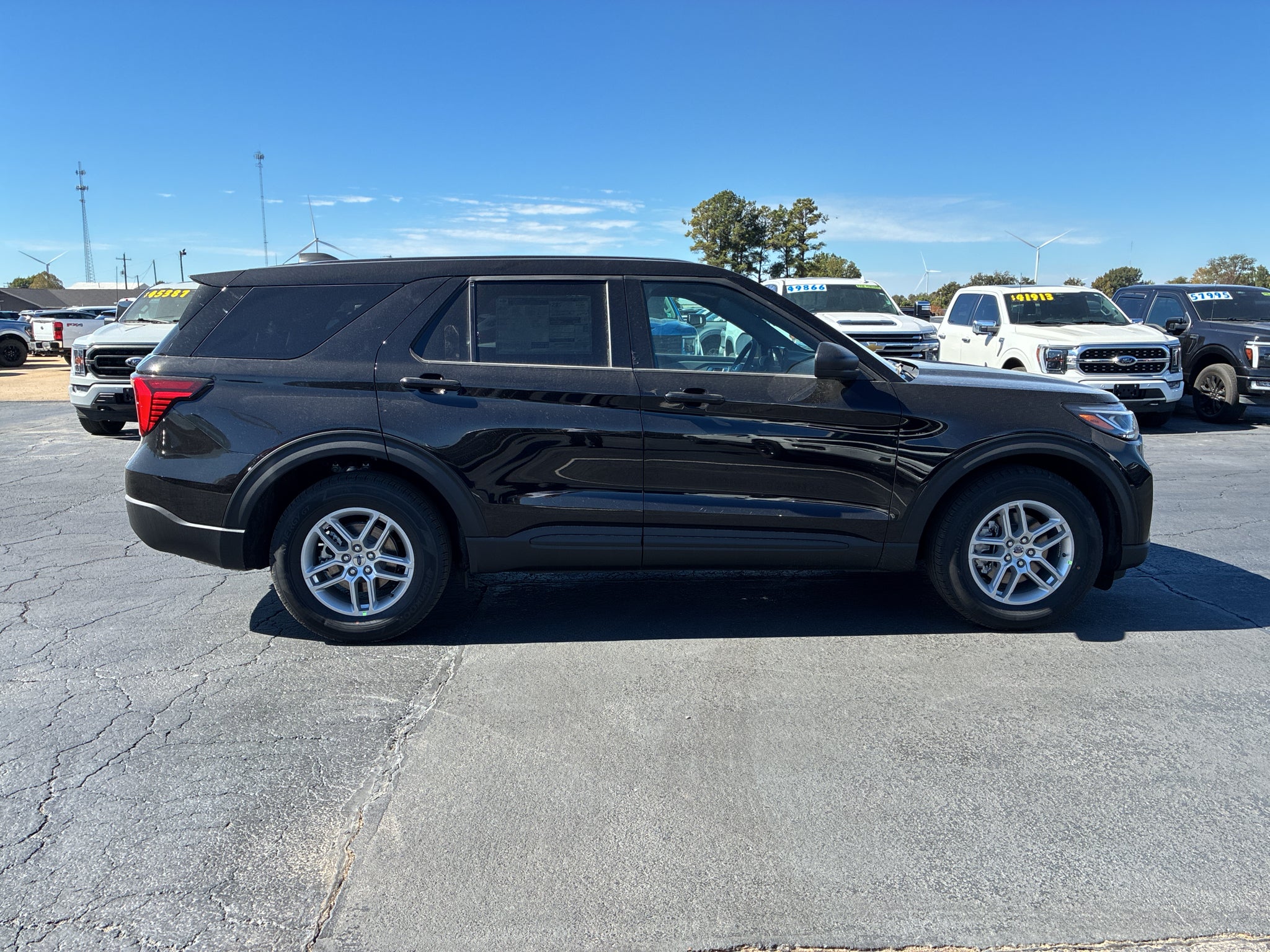 2027 Ford Explorer Active w/200A Pkg