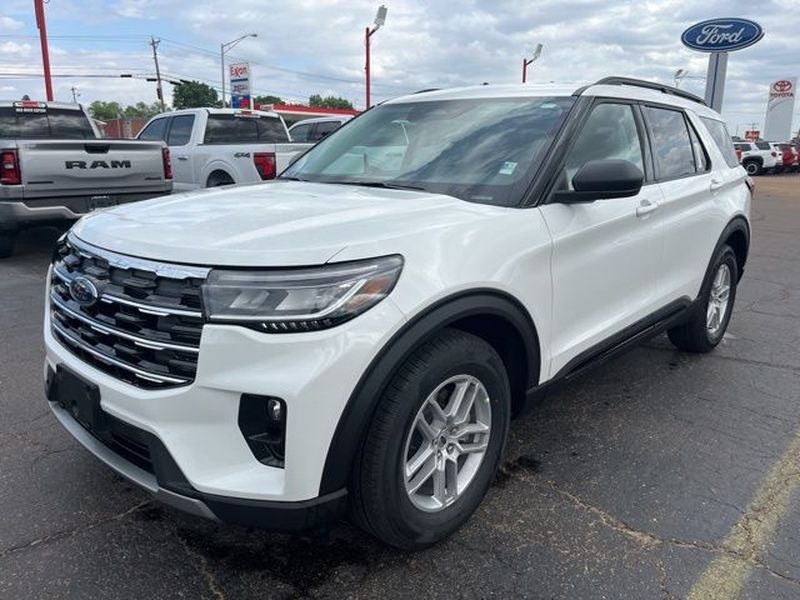 2026 Ford Explorer Active w/200A Pkg