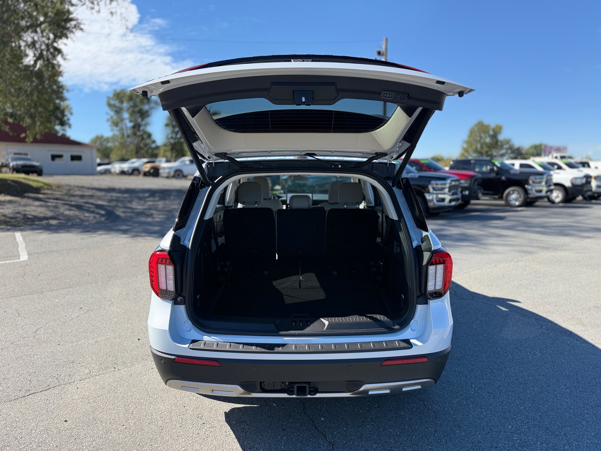 2026 Ford Explorer Active w/200A Pkg