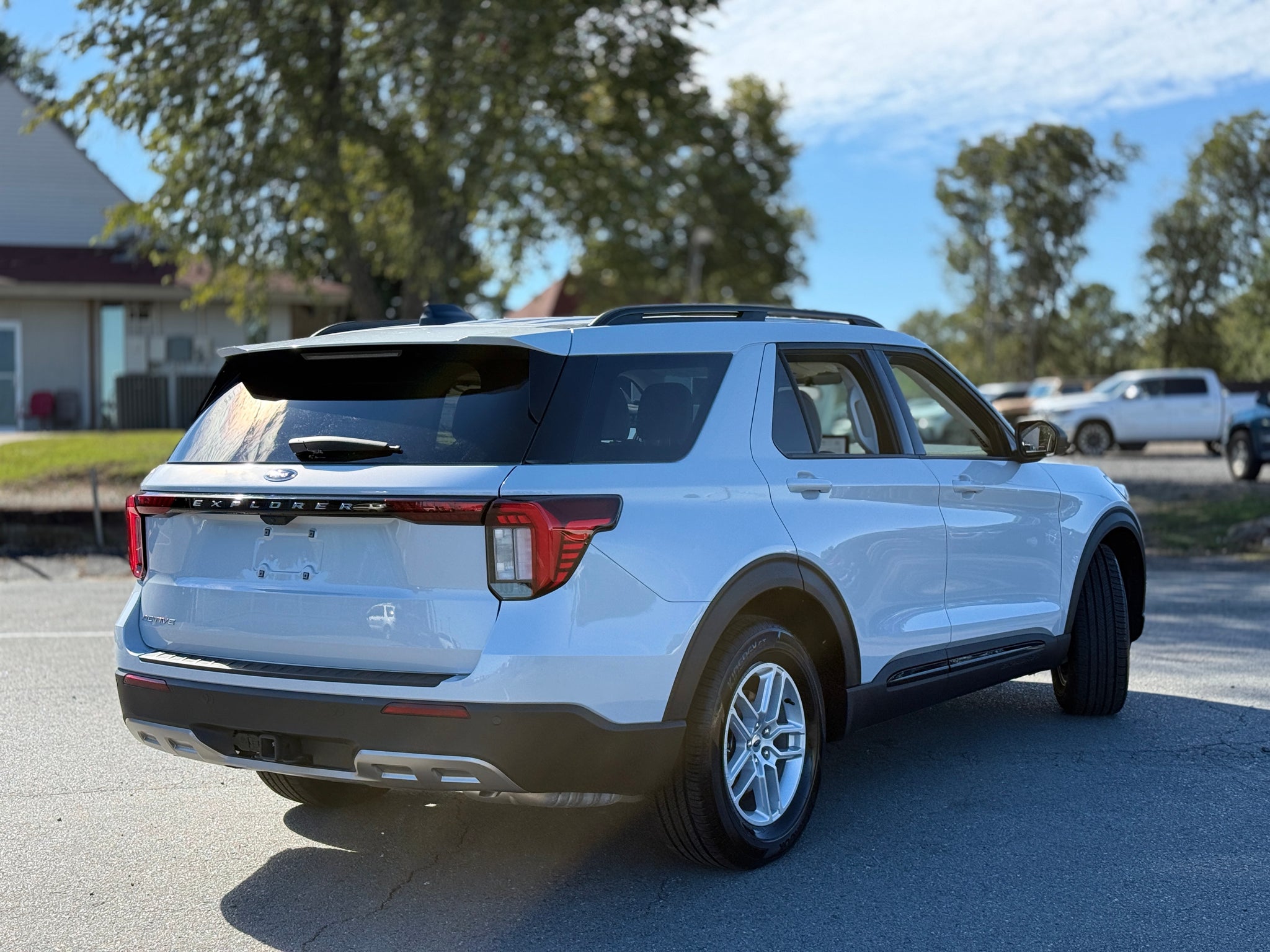 2026 Ford Explorer Active w/200A Pkg