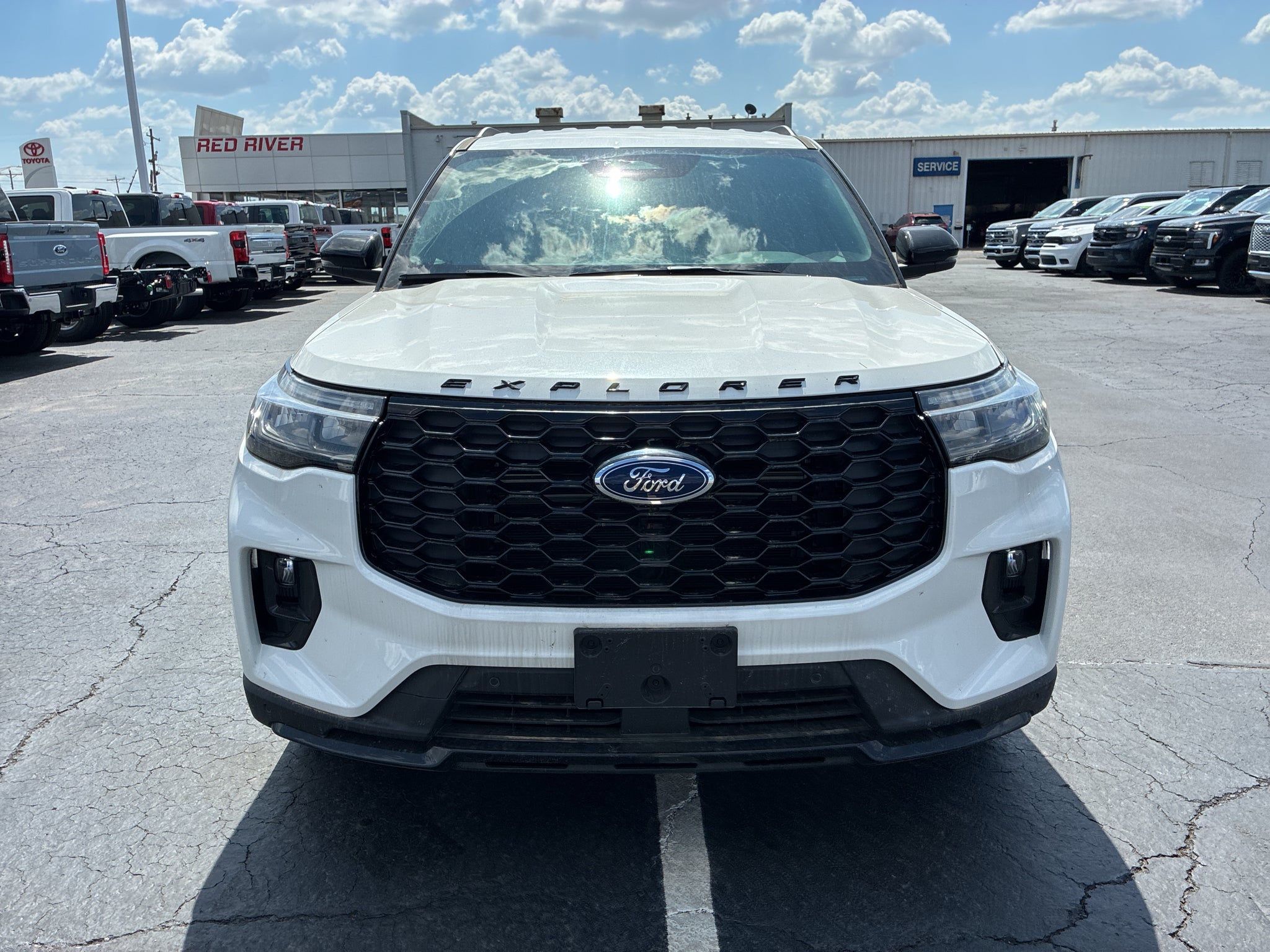 2026 Ford Explorer ST-Line