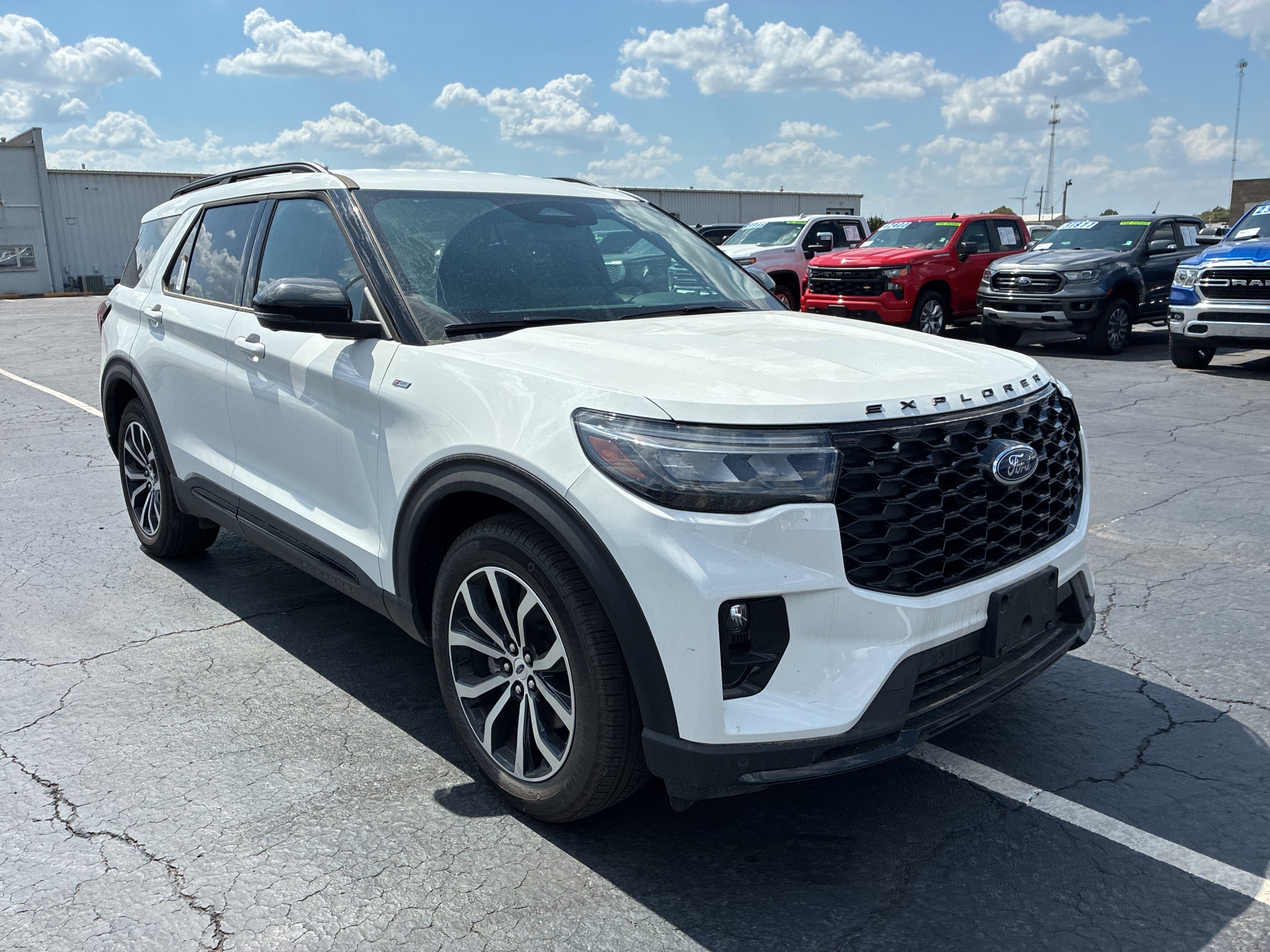 2026 Ford Explorer ST-Line