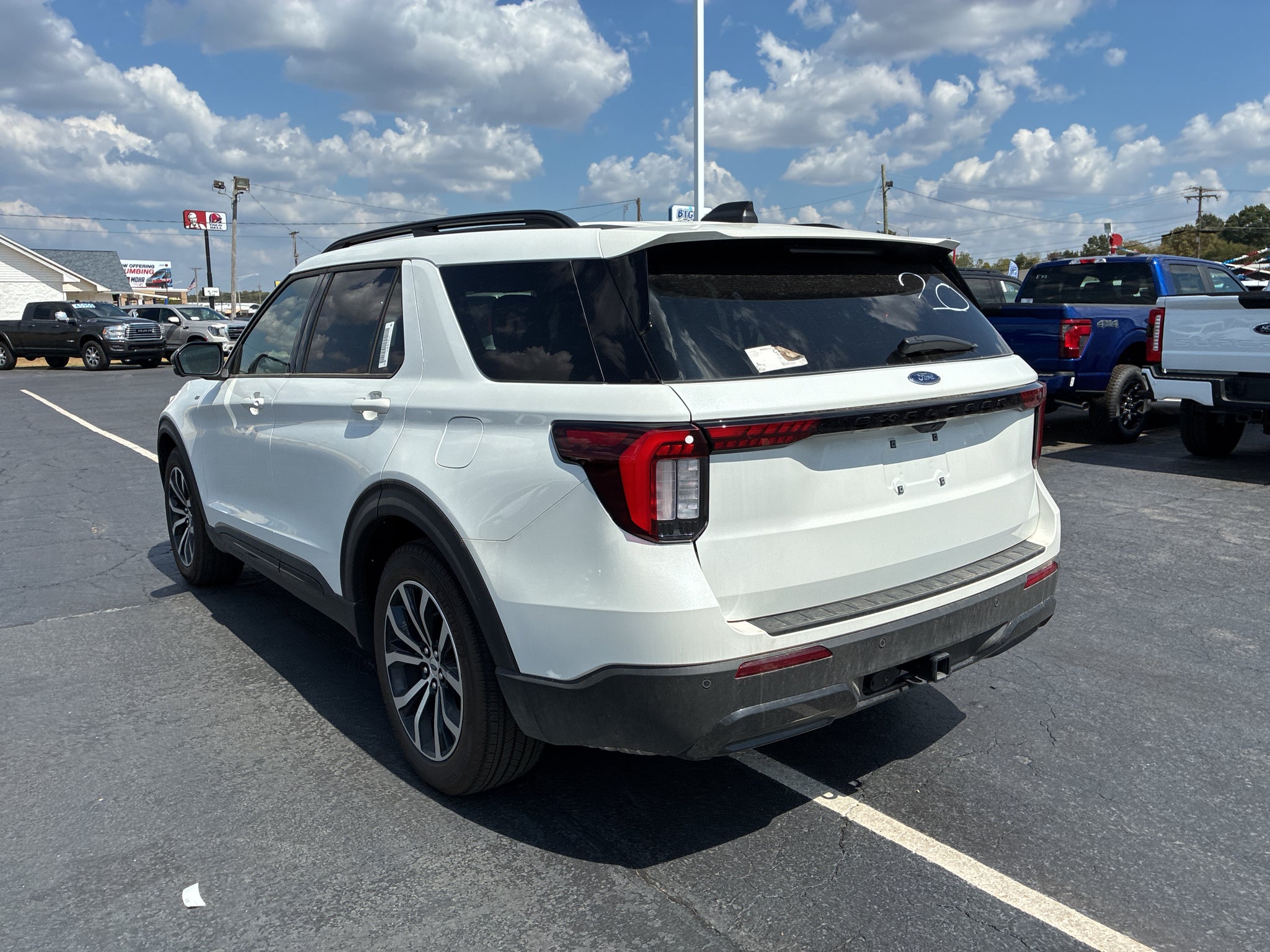 2026 Ford Explorer ST-Line