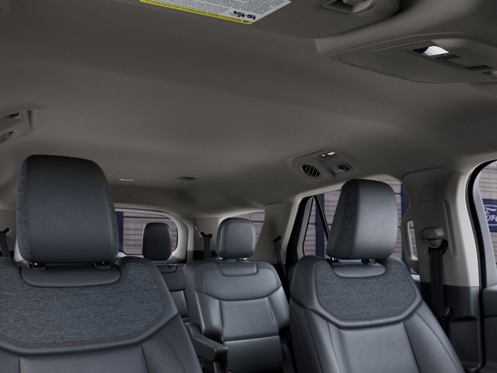 2027 Ford Explorer Active w/200A Pkg