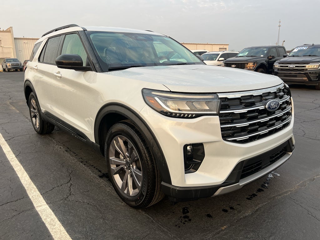 2026 Ford Explorer Active w/200A Pkg