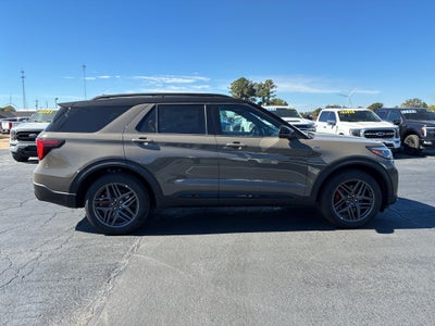 2027 Ford Explorer ST-Line