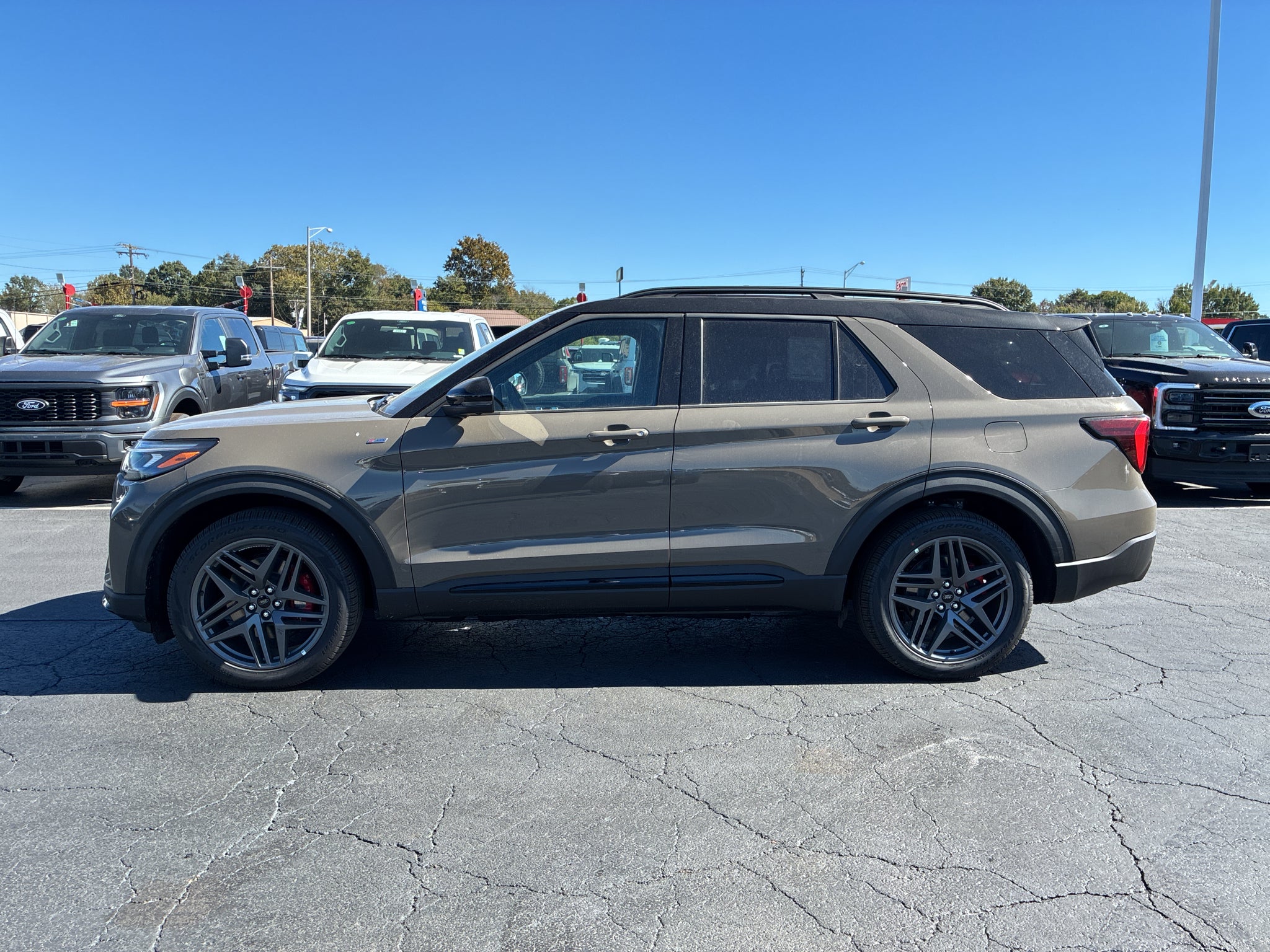 2027 Ford Explorer ST-Line