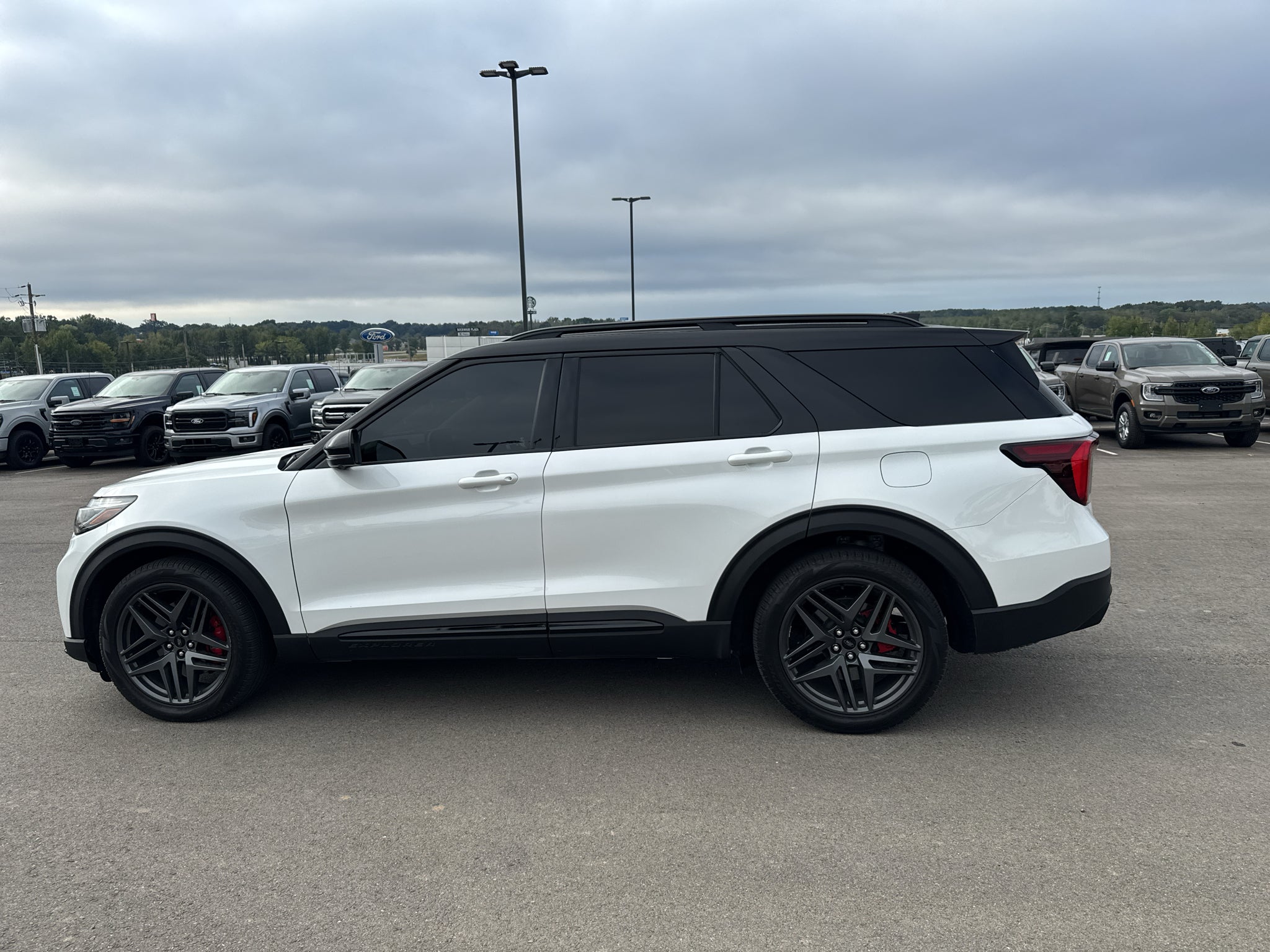 2025 Ford Explorer ST
