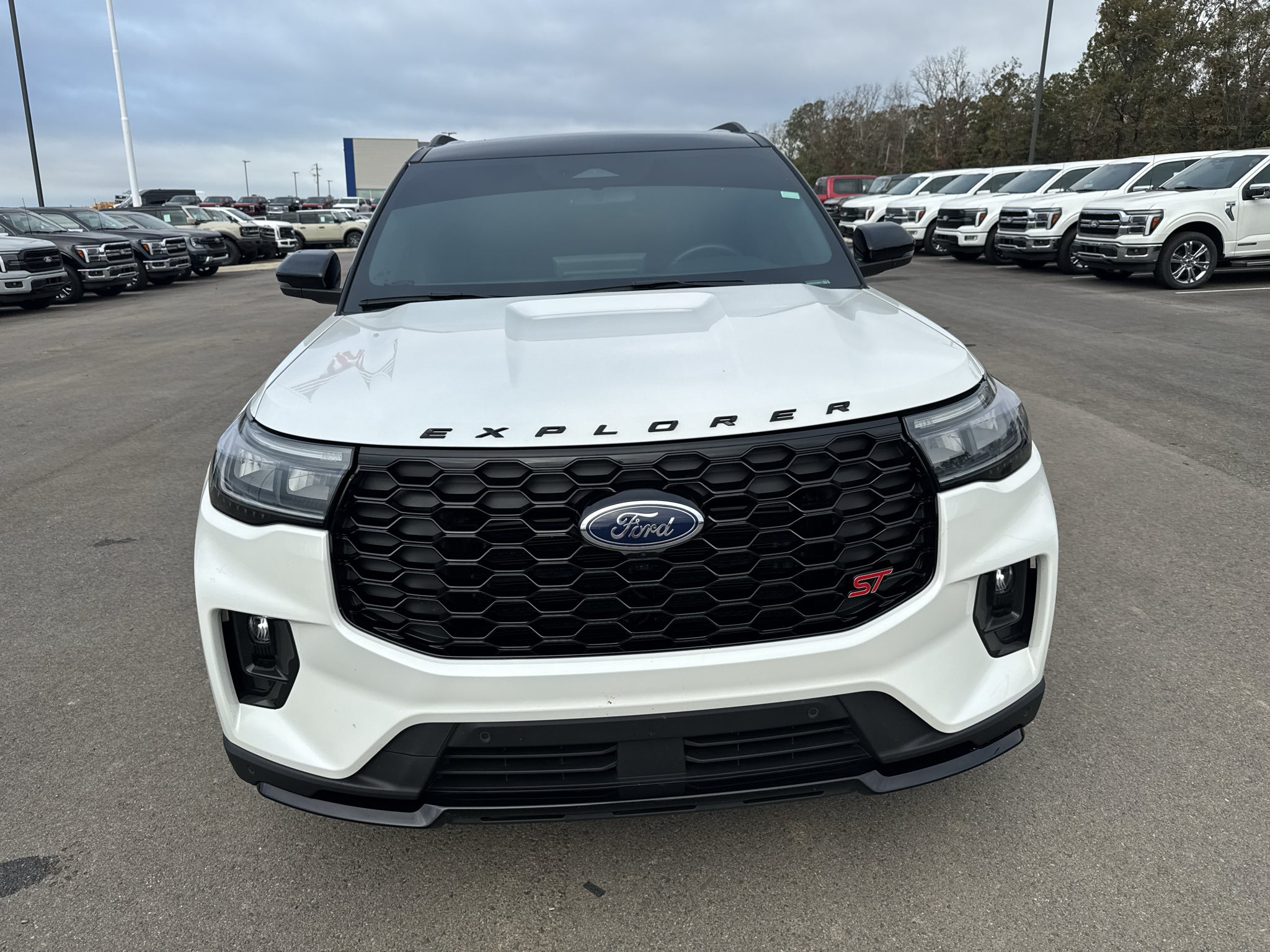 2025 Ford Explorer ST