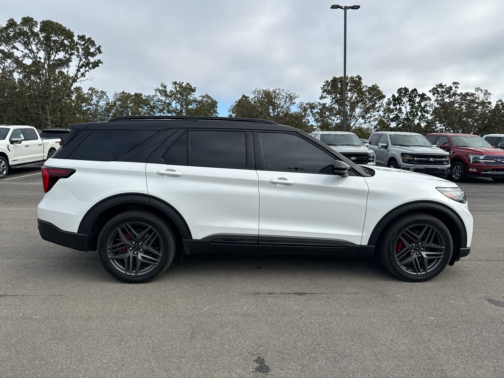 2025 Ford Explorer ST