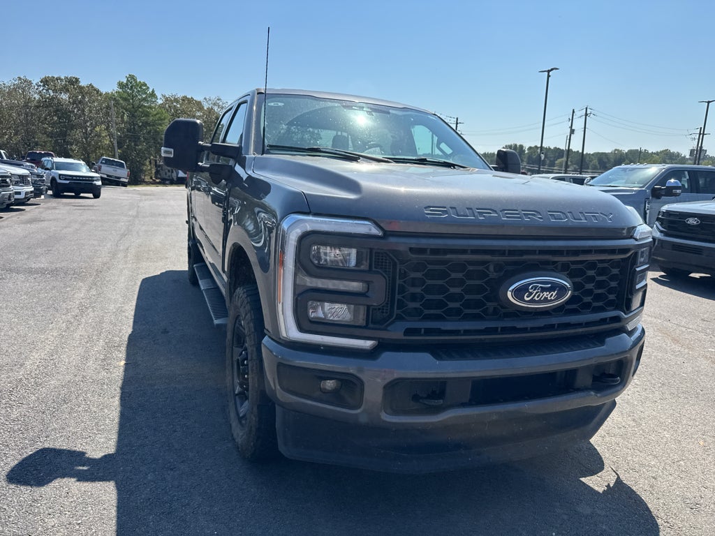 2023 Ford F-250 XLT