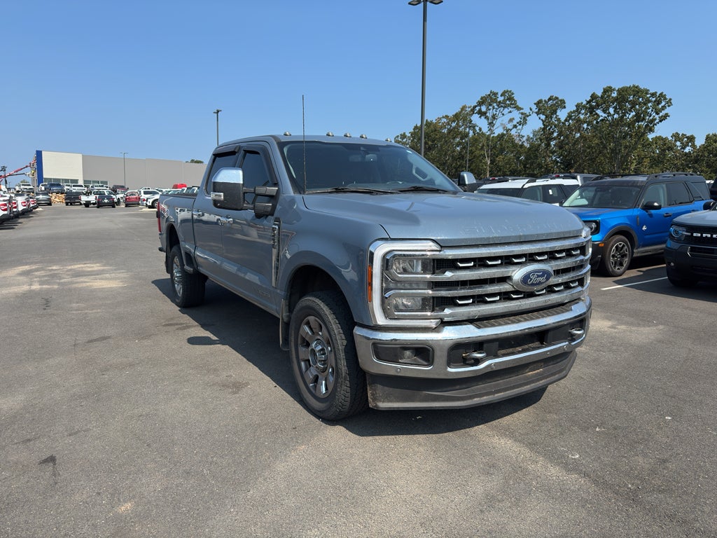 2023 Ford F-250 LARIAT