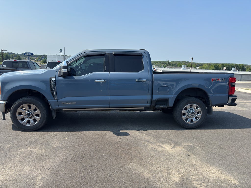 2023 Ford F-250 LARIAT