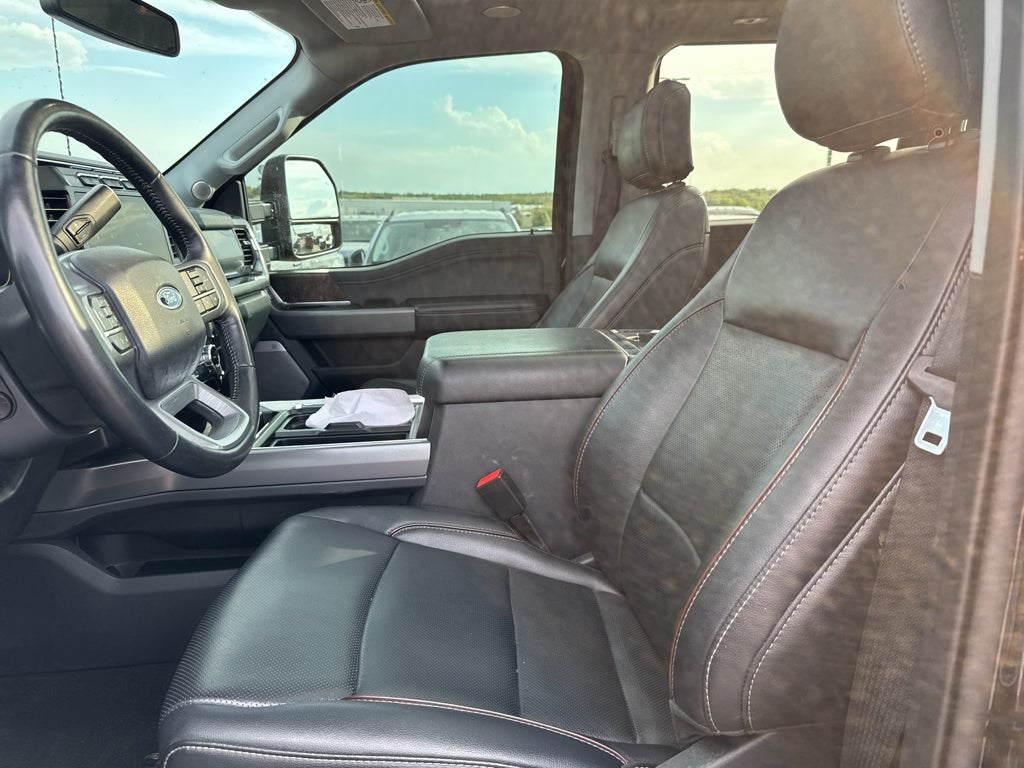 2024 Ford F-350 LARIAT