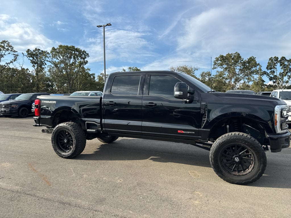 2024 Ford F-350 LARIAT