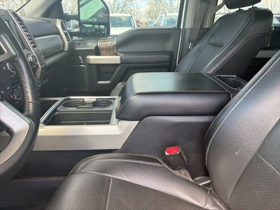 2017 Ford F-350SD Lariat DRW