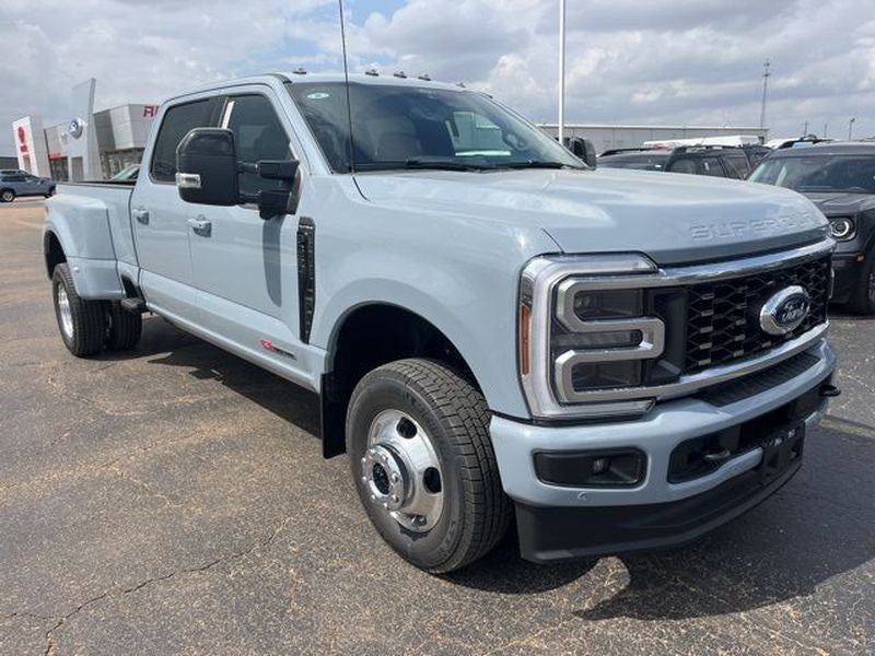 2026 Ford F-350 Platinum