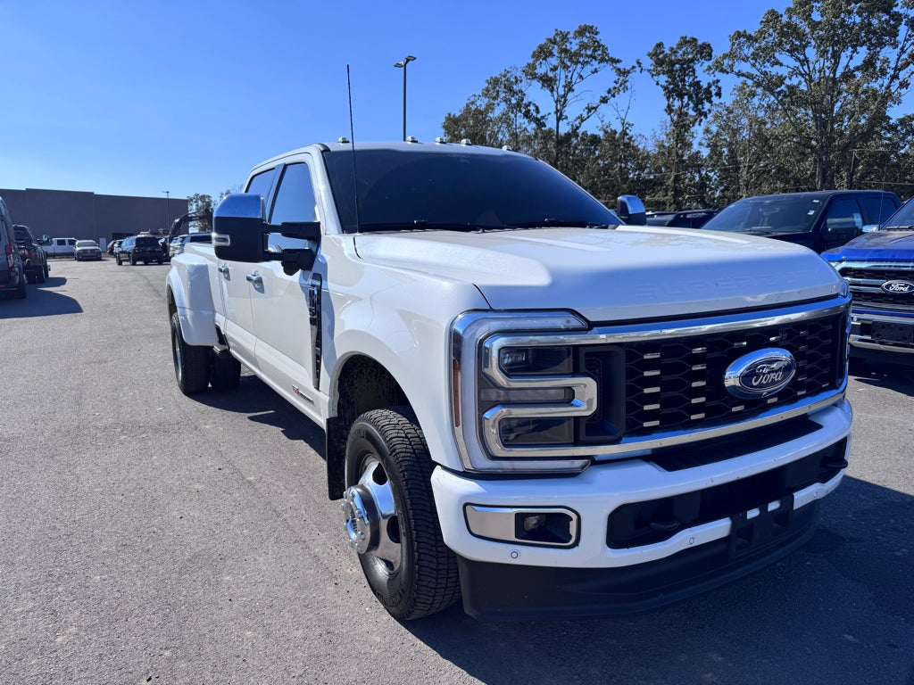 2026 Ford F-350 Platinum