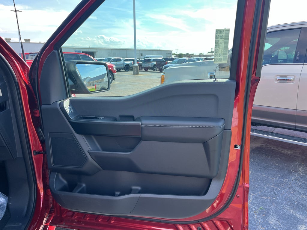 2026 Ford F-150 STX Lobo