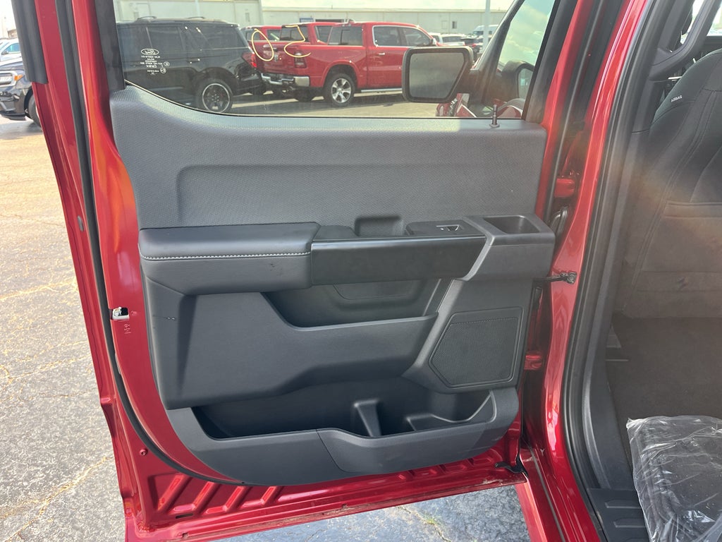 2026 Ford F-150 STX Lobo
