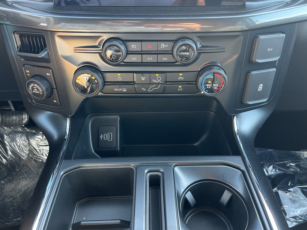2026 Ford F-150 STX Lobo