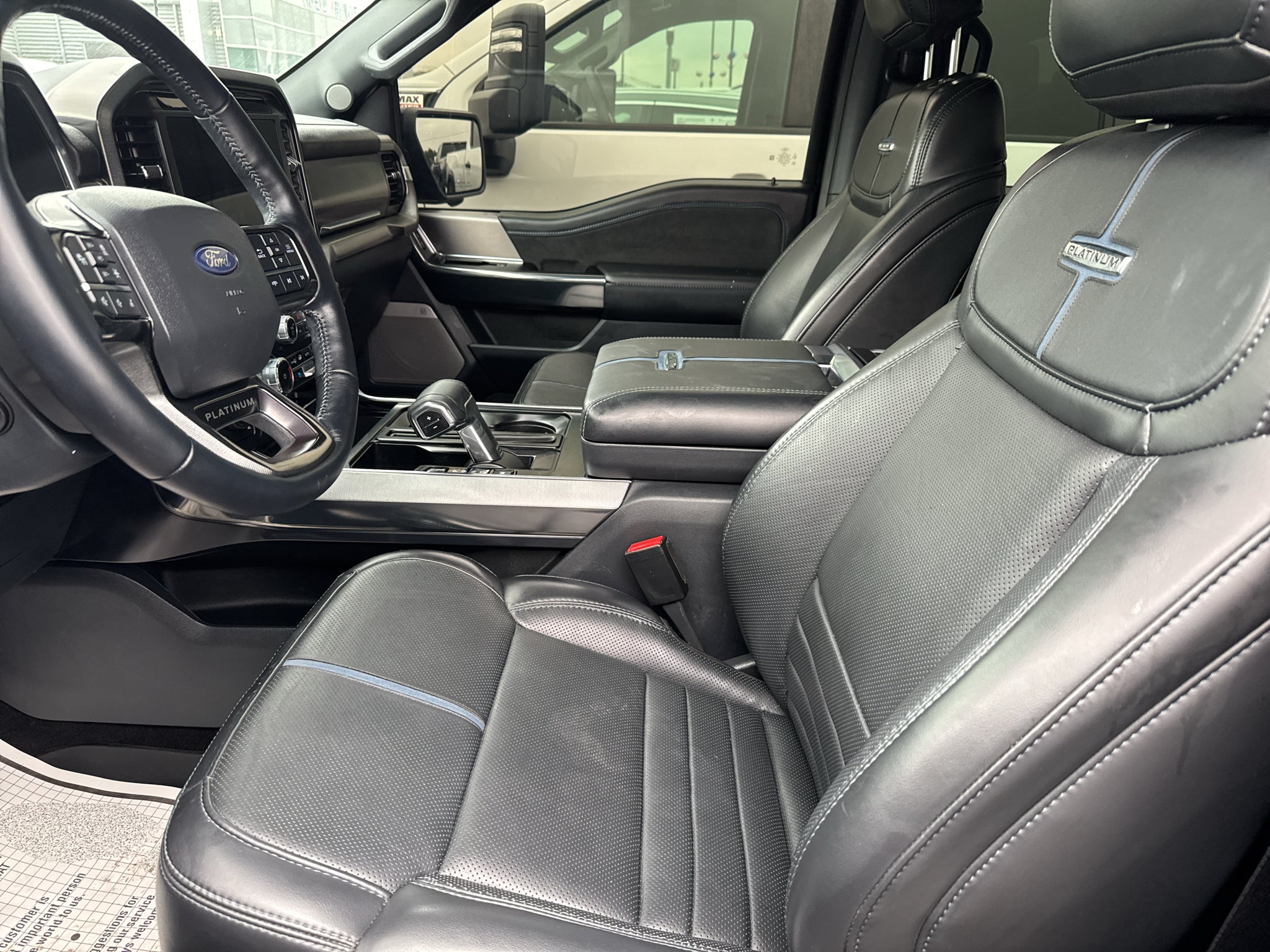 2025 Ford F-150 Platinum